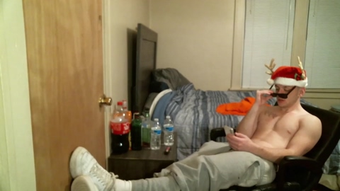 sexylax69  04-12-2022